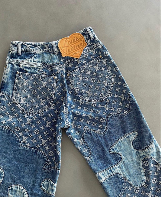 LV MULTI PATCH JEANS