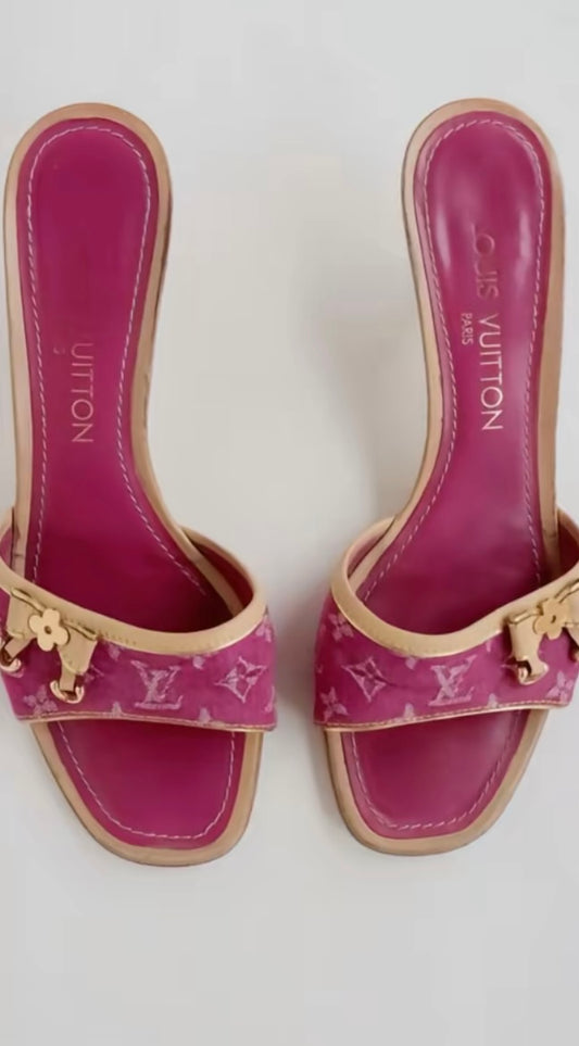 LV MAGENTA DENIM HEELS